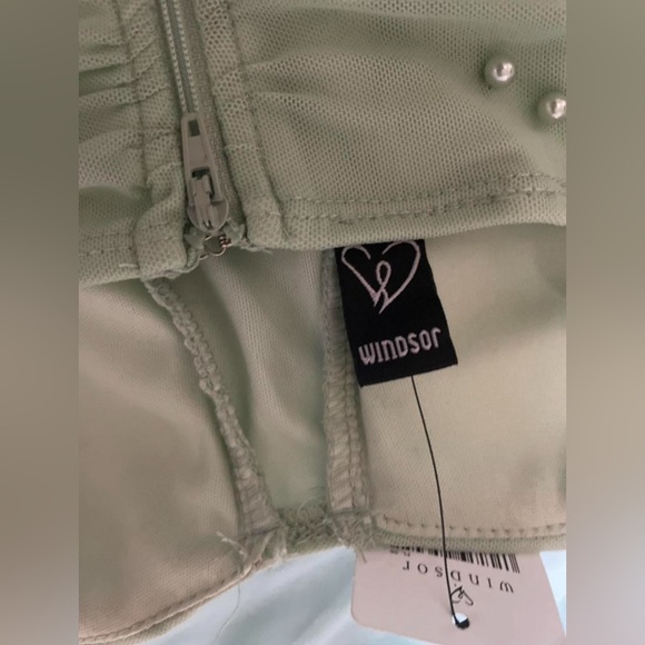 Windsor beaded dress - Picture 4 of 4